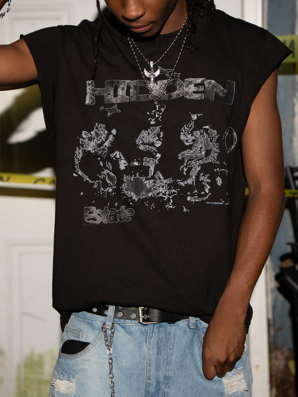 No Boundaries Tee